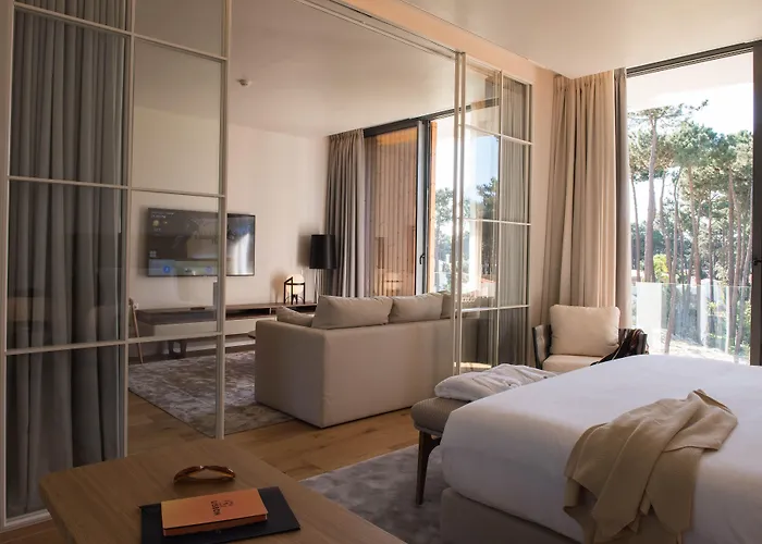 Aroeira Lisbon - Sea & Golf Hotel